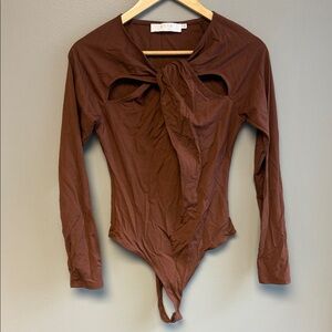 ASTR The Label Brown Cutout Tie Front Bodysuit Size M